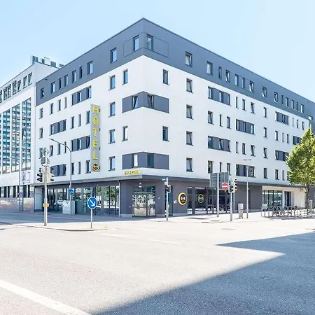 Ludwigshafen Hotel *